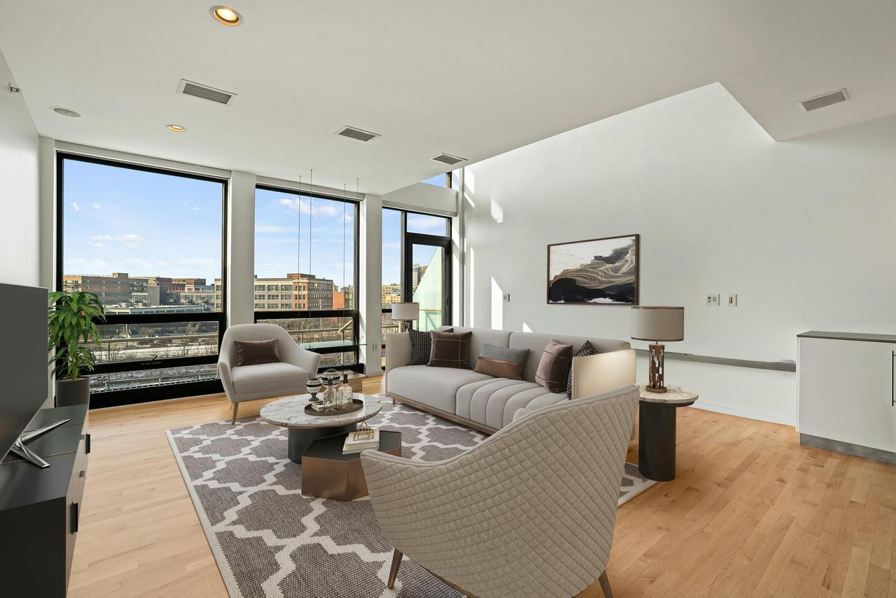 311 E Erie St #411, Milwaukee, WI 53202