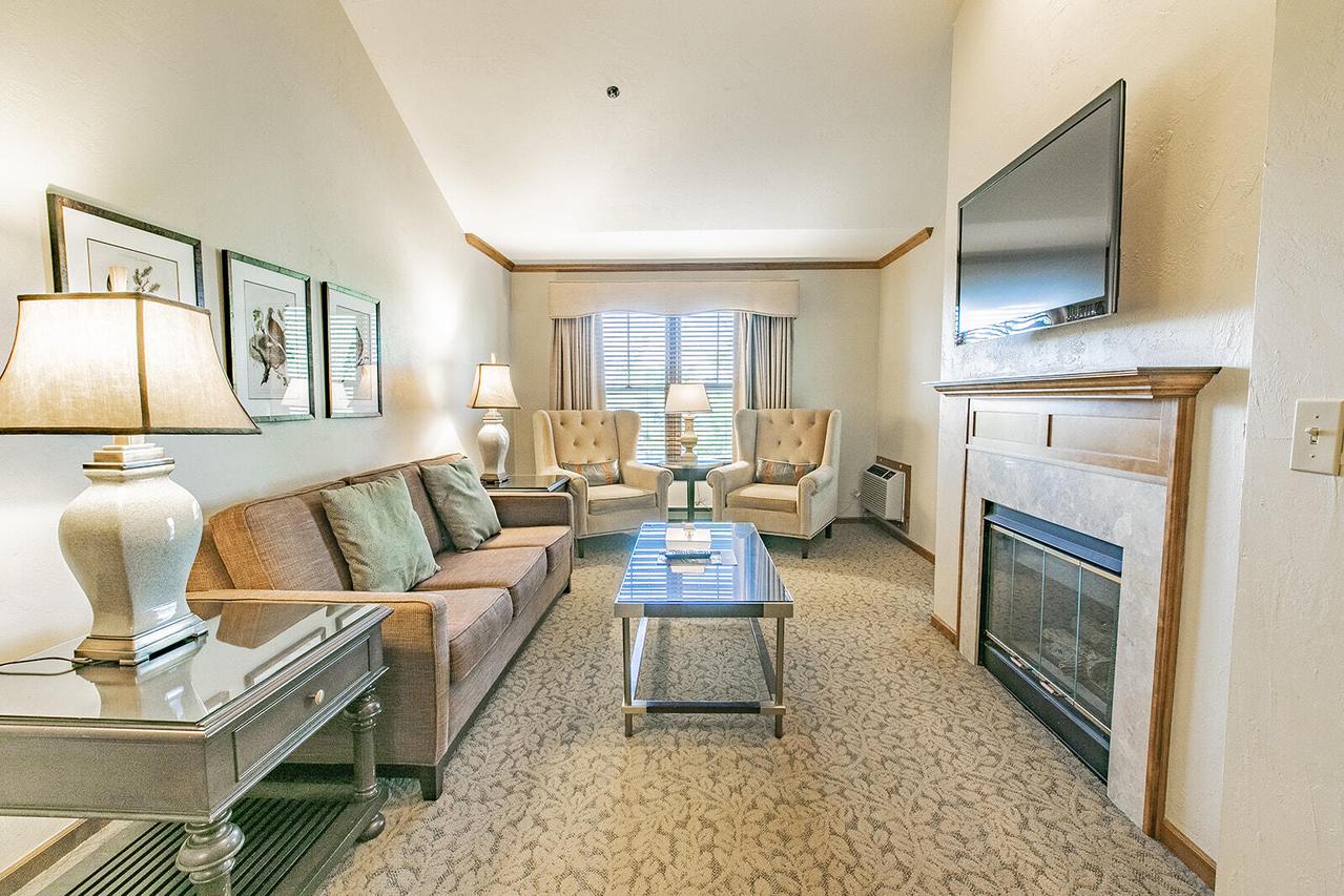 101 Osthoff Ave #441, Elkhart Lake, WI 53020