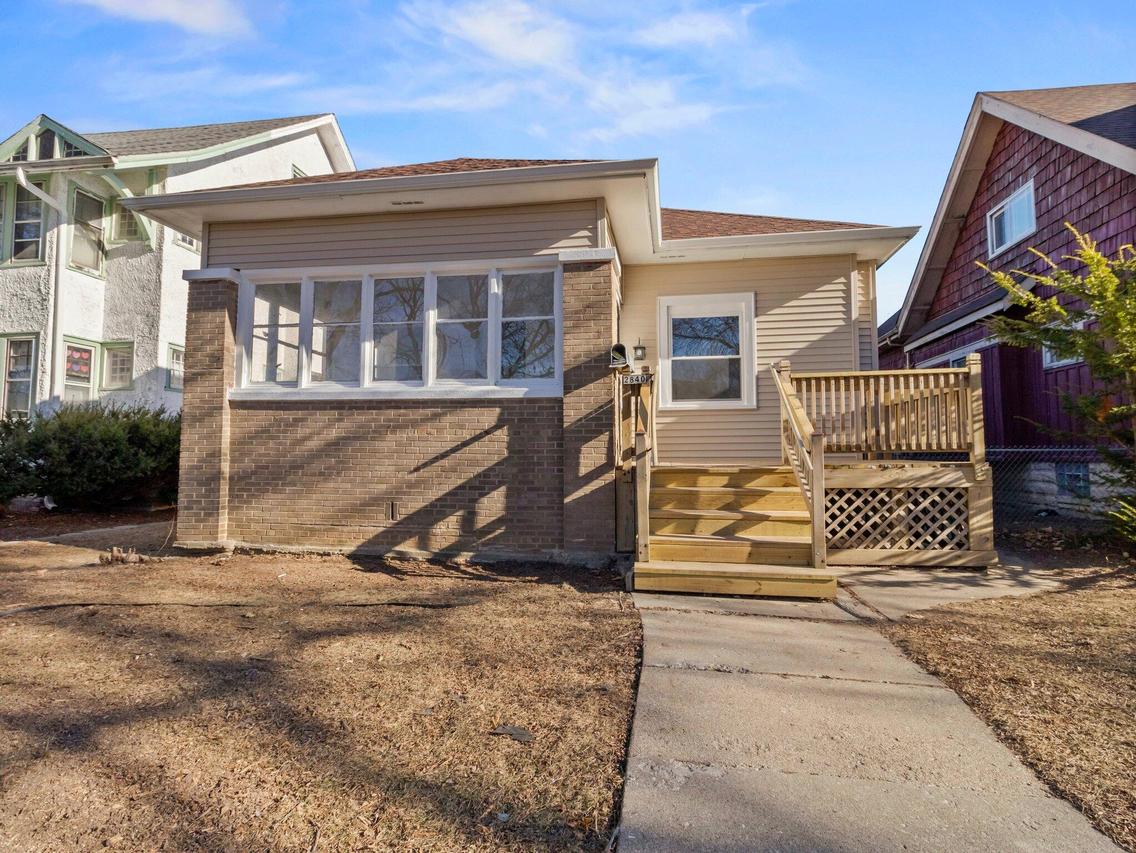 2840 N 41st St, Milwaukee, WI 53210