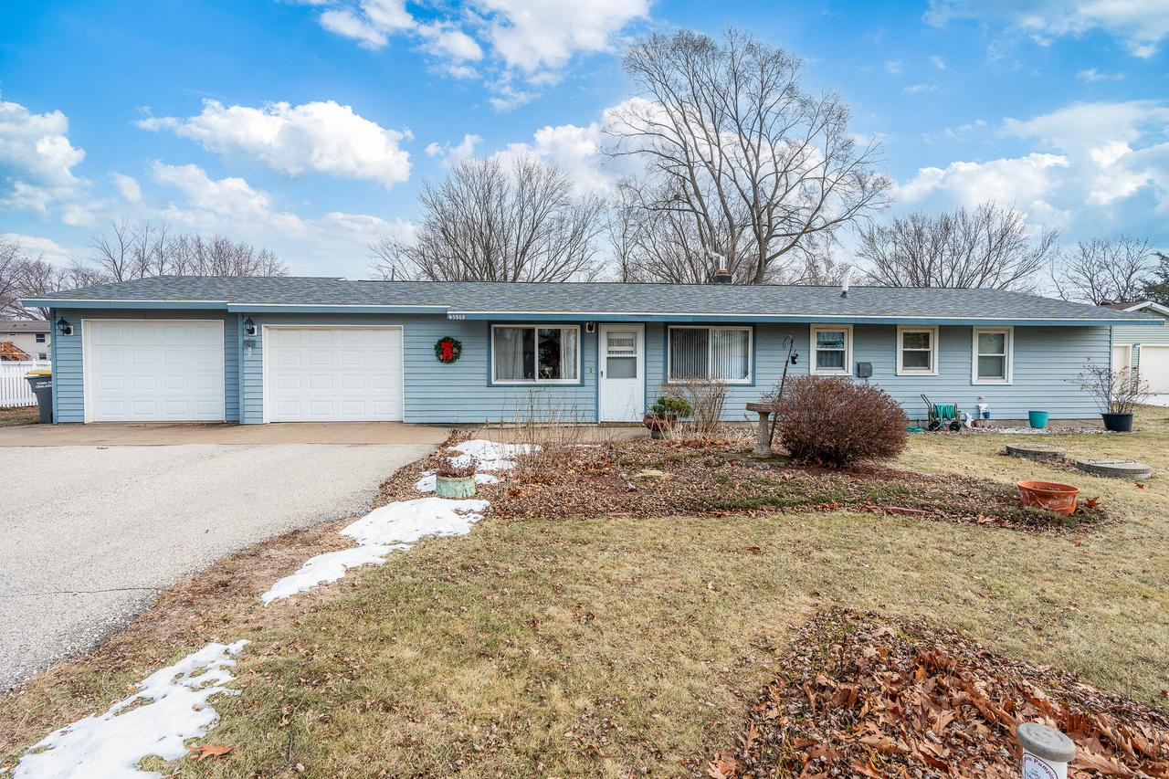 N5868 Lakeview Ct, Onalaska, WI 54650