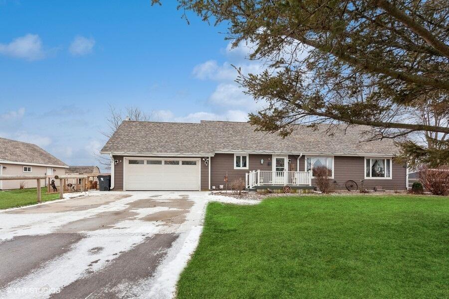 6710 E Elm Dr, LaPrairie, WI 53546