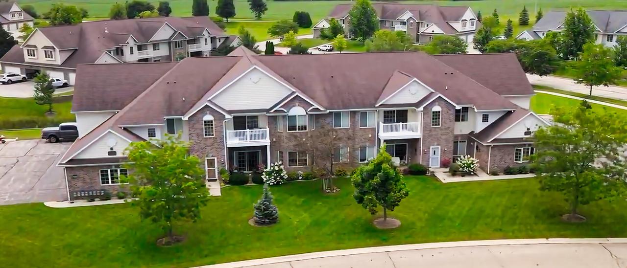 9200 66th Ave #121, Pleasant Prairie, WI 53158