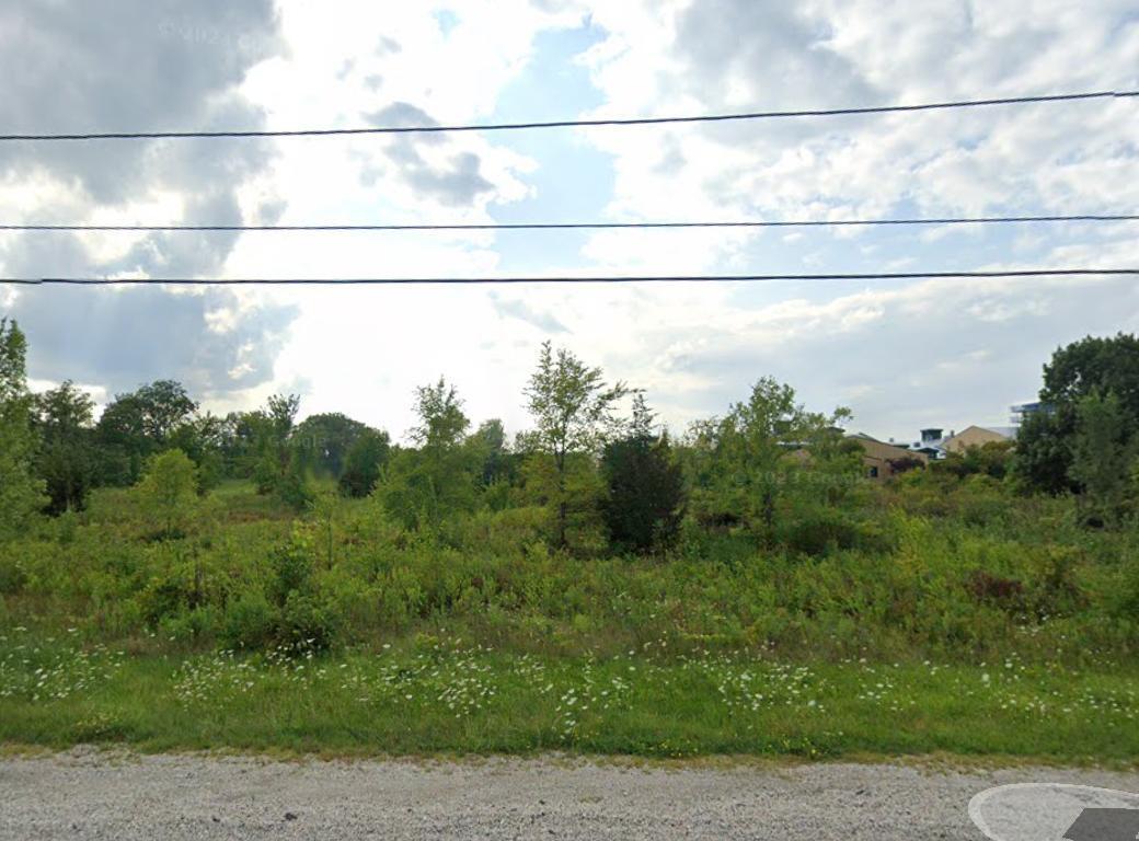 8461 S 13th St #Lt3, Oak Creek, WI 53154