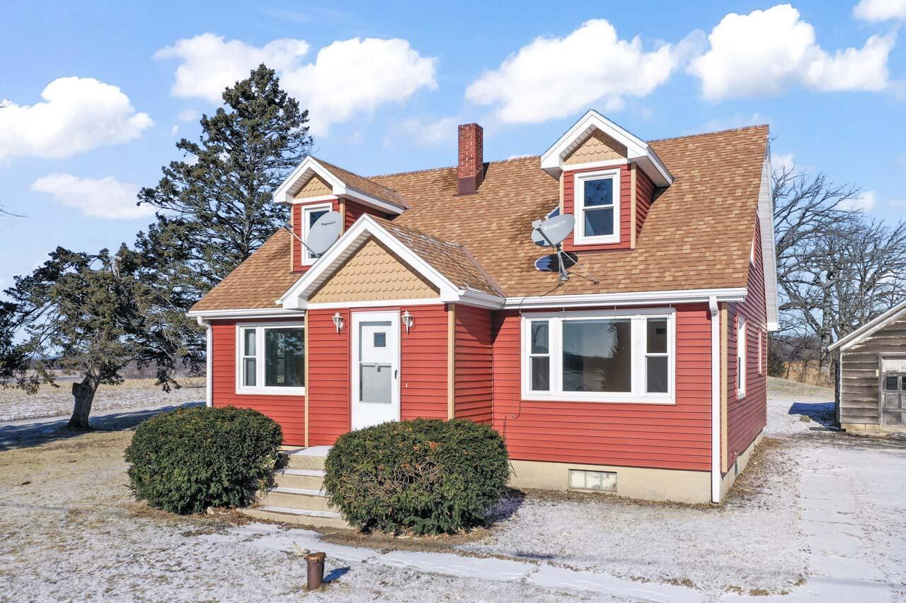 22120 18th St, Brighton, WI 53182