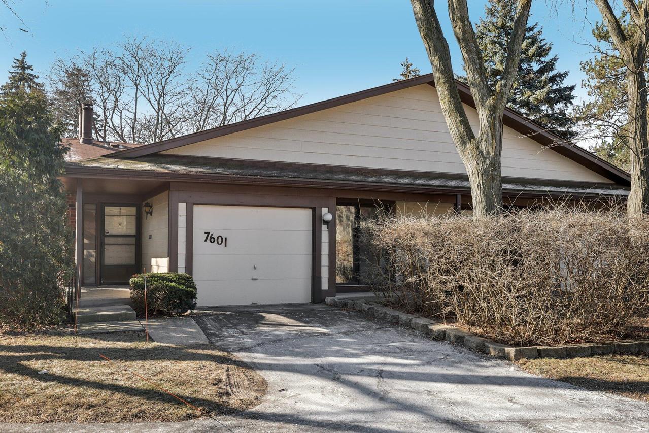 7601 W Heather Ave, Milwaukee, WI 53223