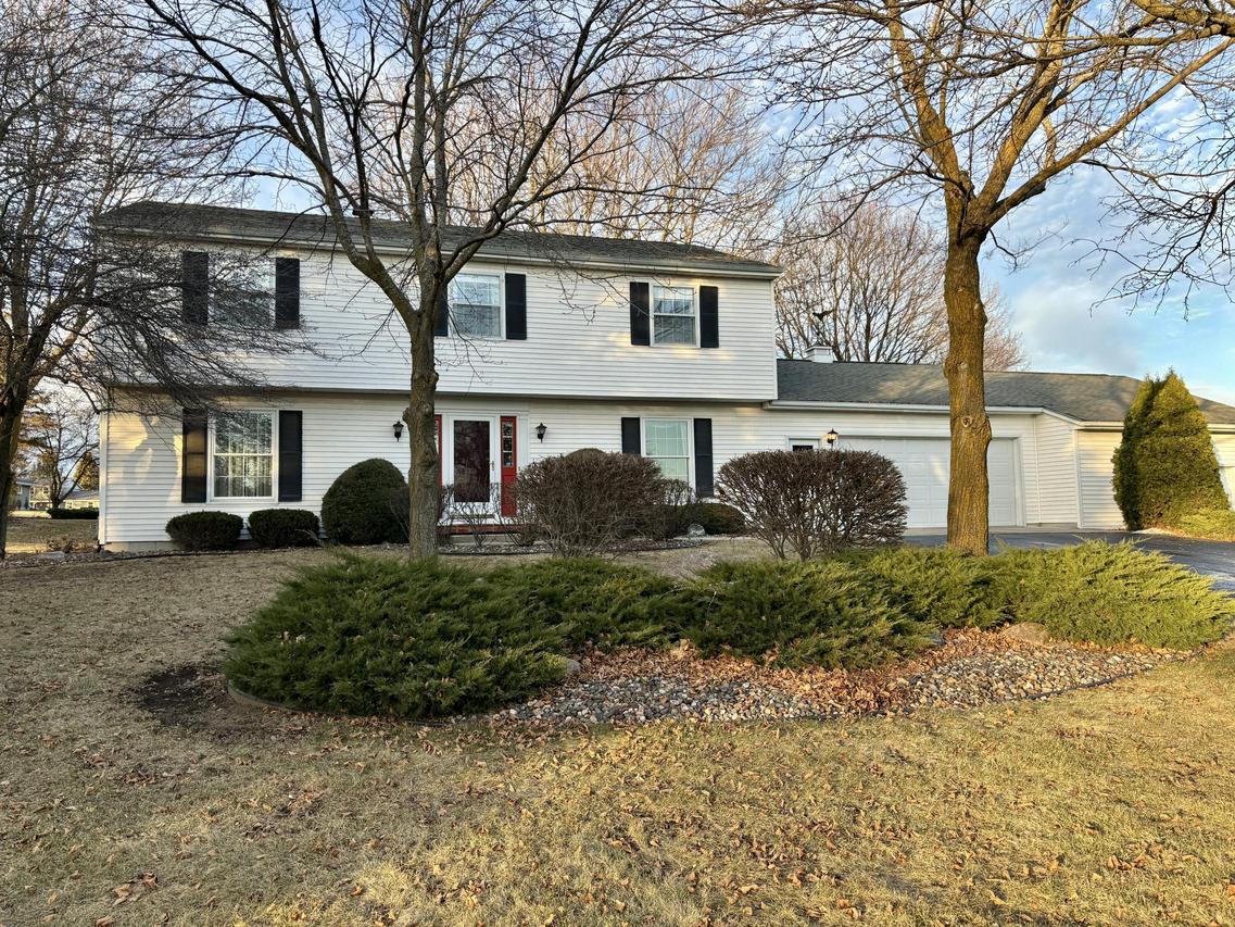 W4339 Betty Ln, Empire, WI 54937