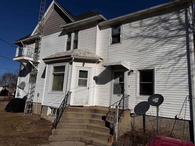301 N Main St, Reeseville, WI 53579