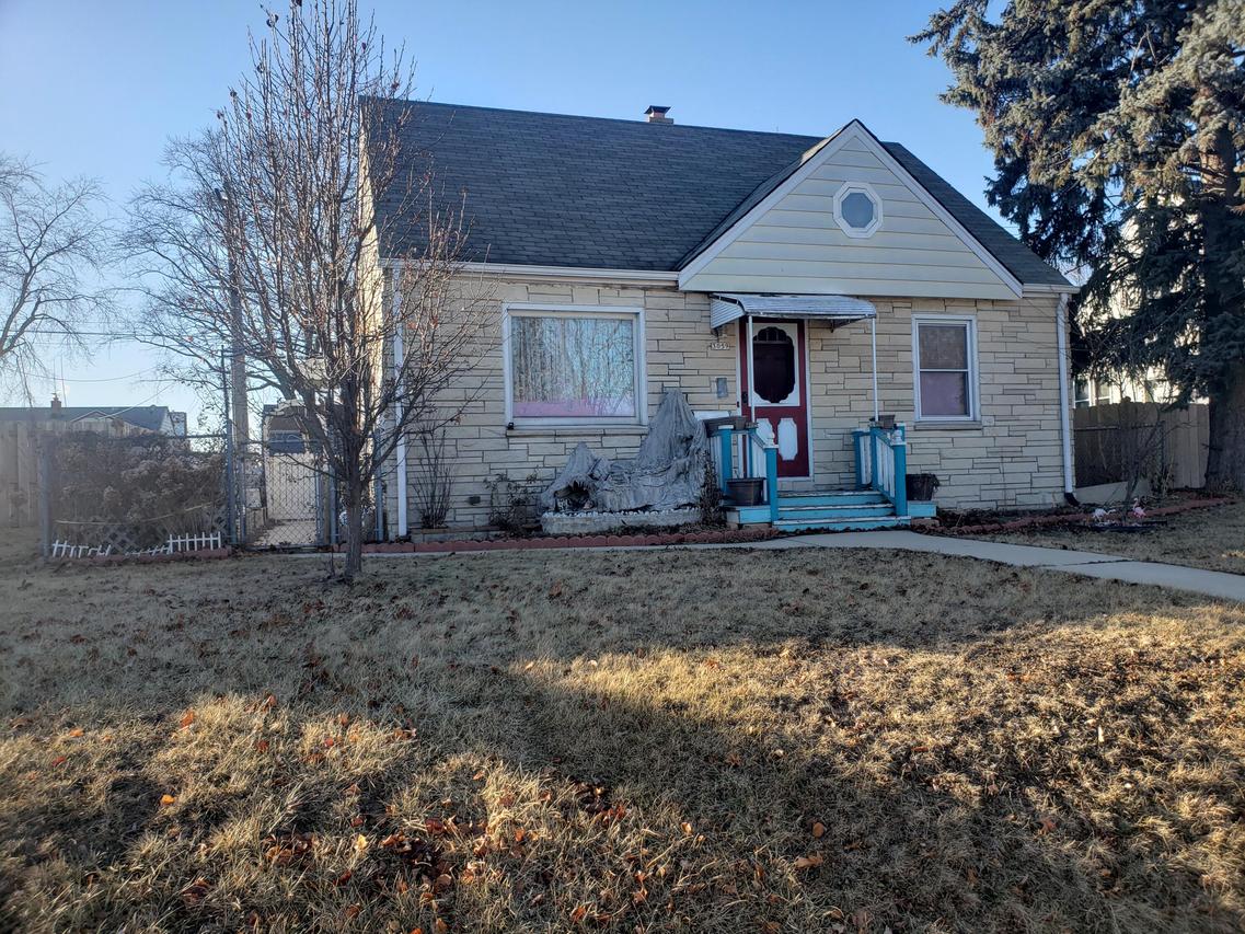3059 S 67th St, Milwaukee, WI 53219