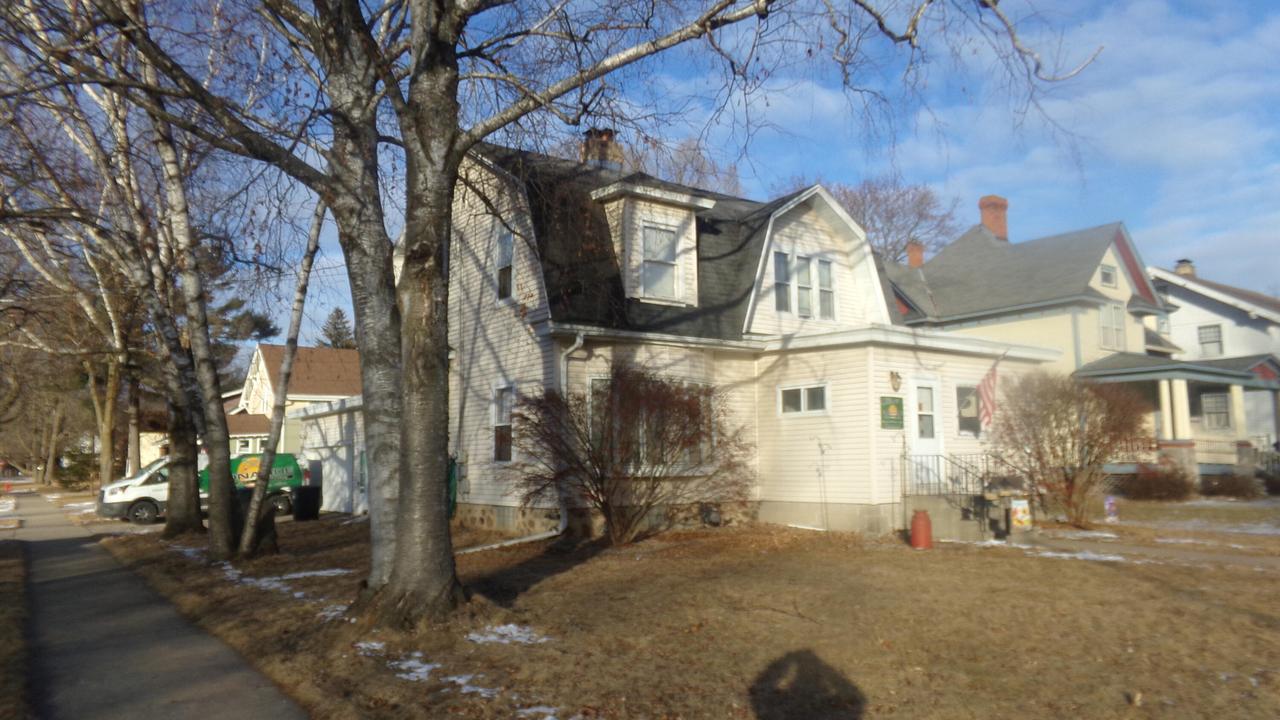 517 S Franklin St, Shawano, WI 54166