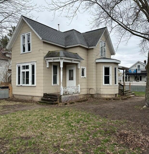 1302 Mississippi St, La Crosse, WI 54601
