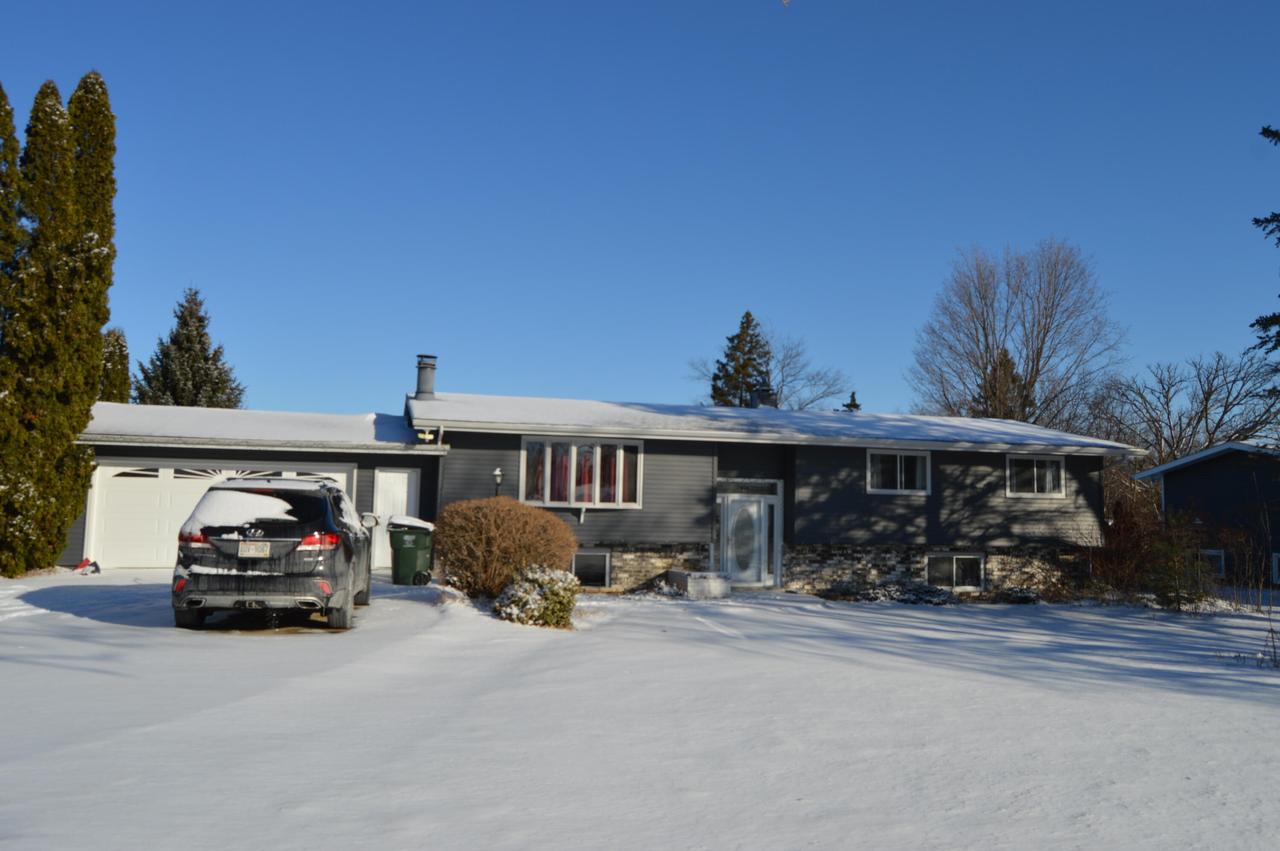 1910 Esch Rd, Randall, WI 53181