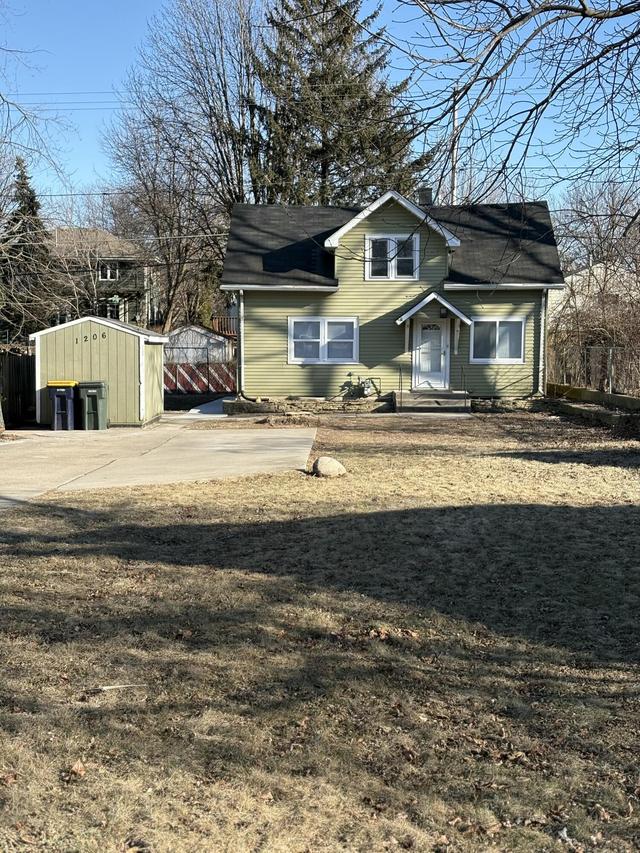 1206 S 97th St, West Allis, WI 53214