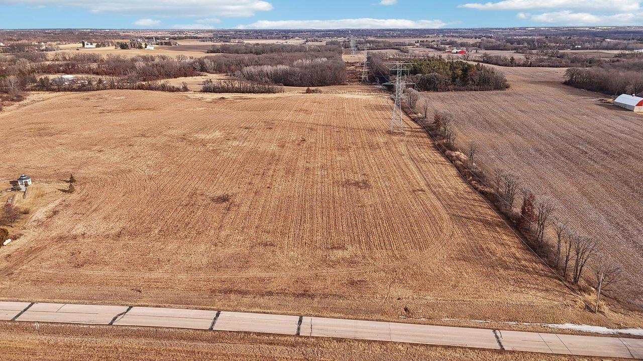 2004 100th St #Lt4, Raymond, WI 53126