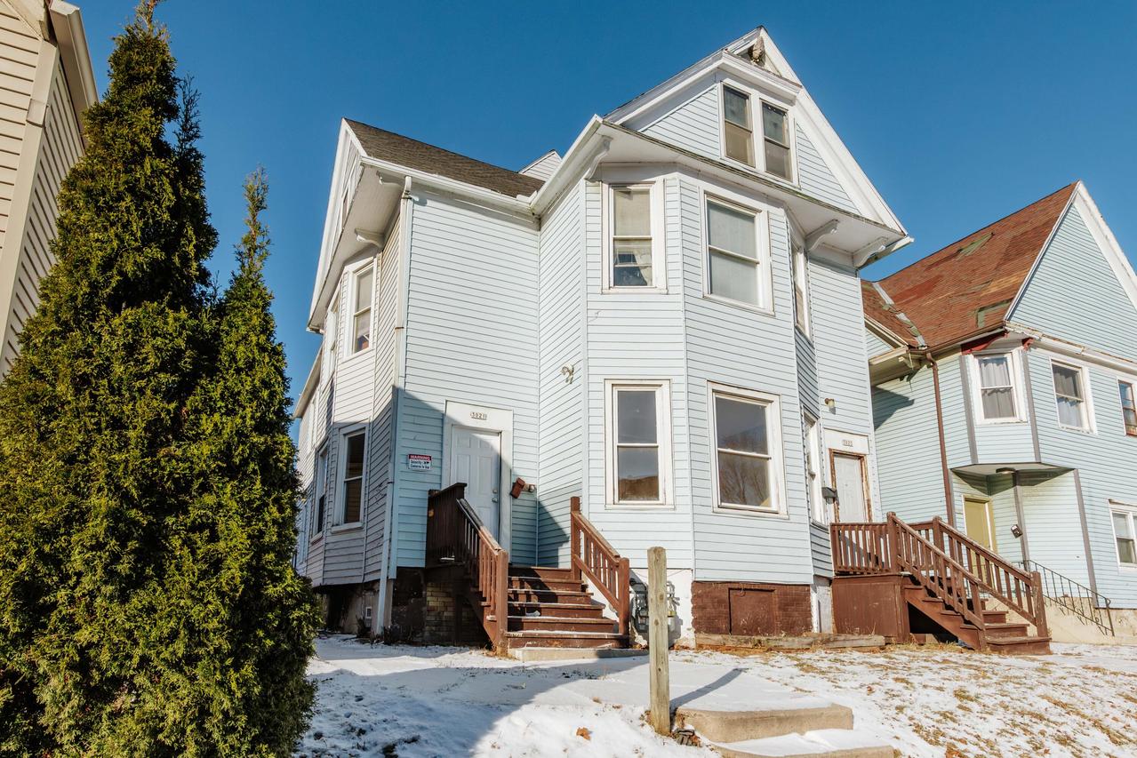 3021 N Holton St #3023, Milwaukee, WI 53212