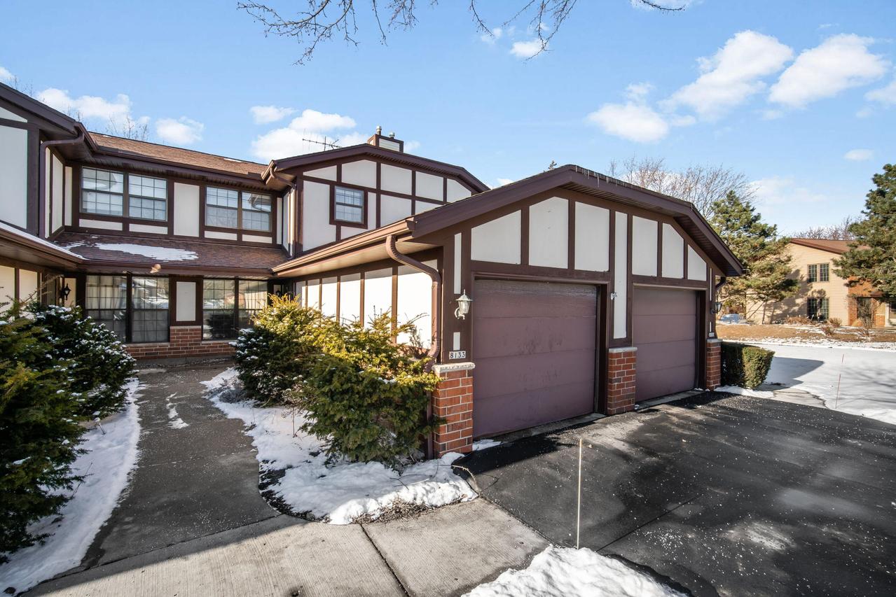 8133 S Legend Dr #C, Franklin, WI 53132