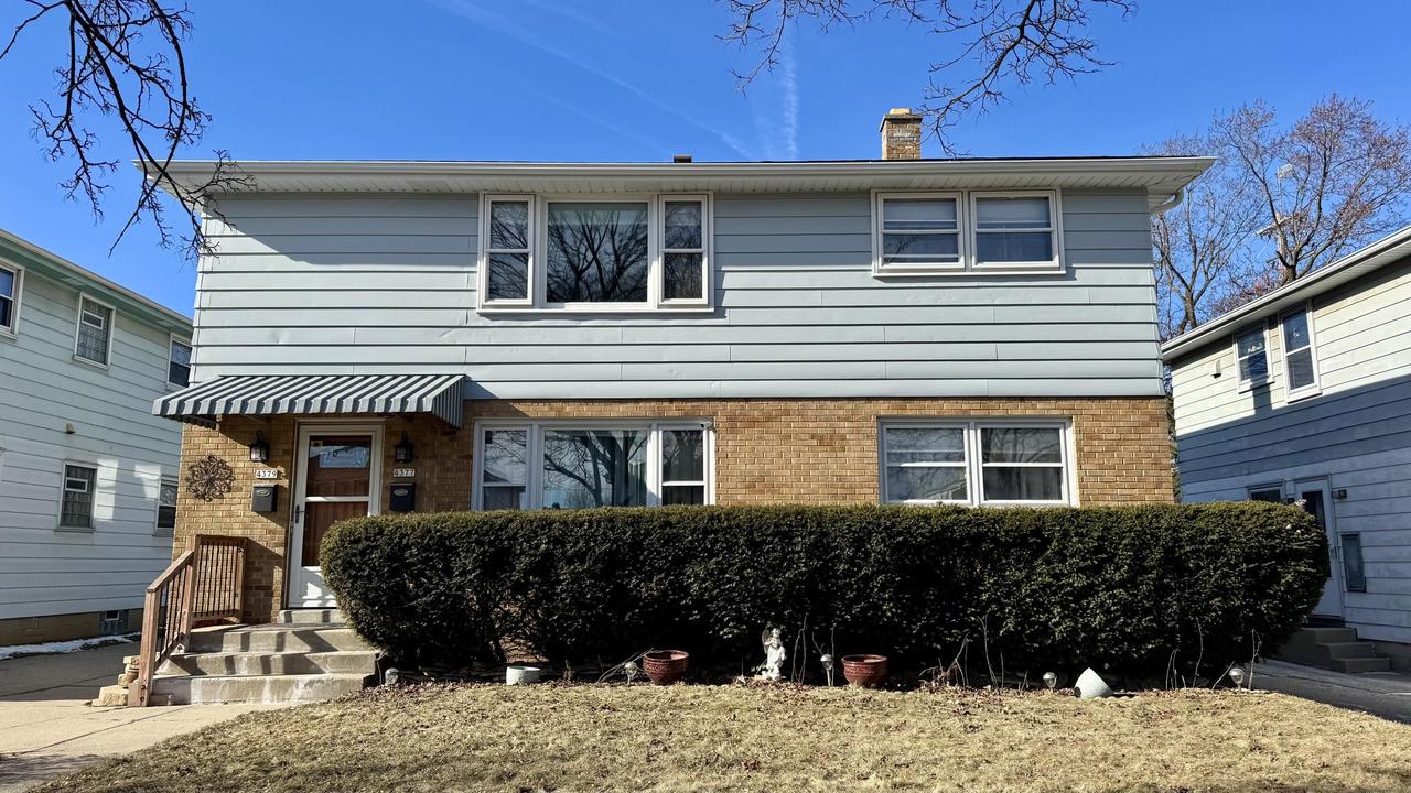 4377 S 14th St #4379, Milwaukee, WI 53221