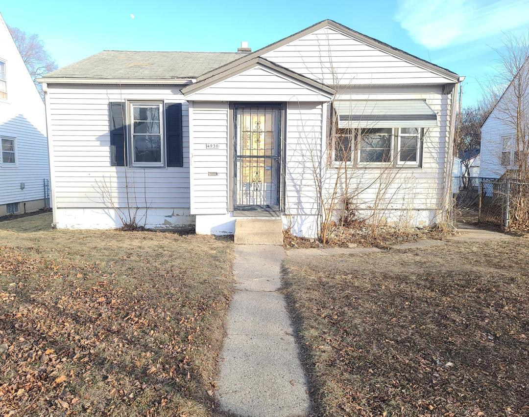4930 N 22nd St, Milwaukee, WI 53209