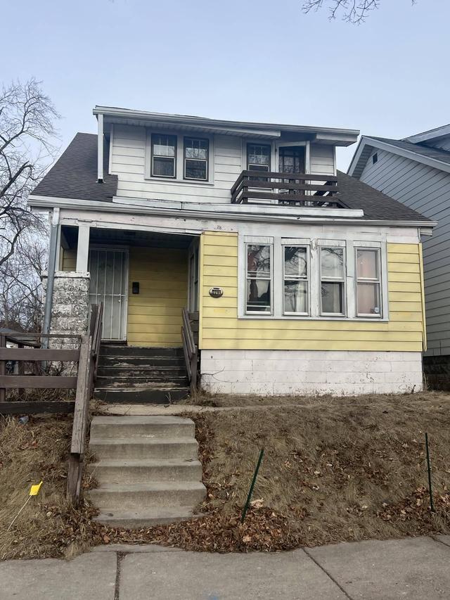 2214 W Auer Ave, Milwaukee, WI 53206