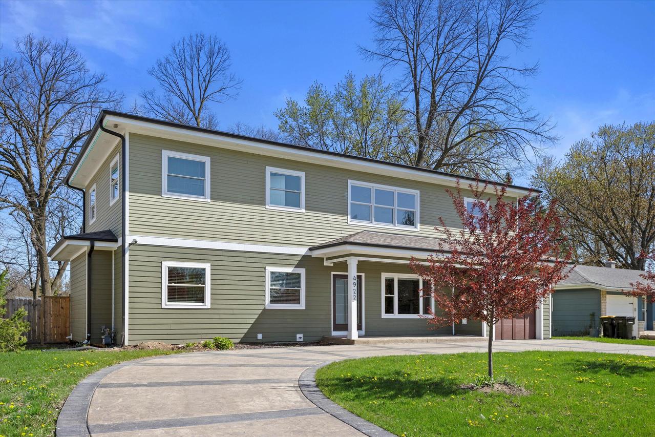 4922 W Dean Rd, Brown Deer, WI 53223
