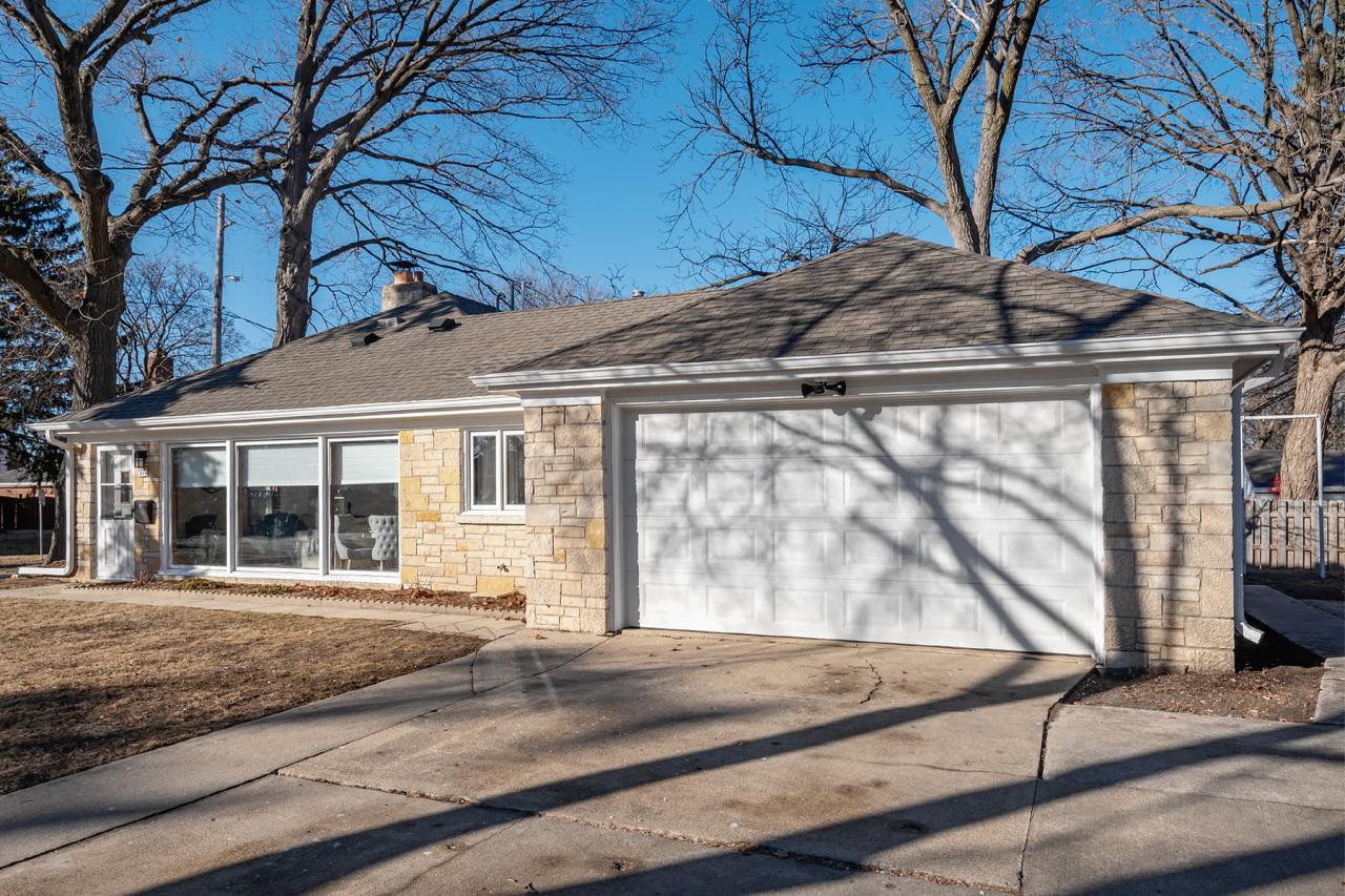 1804 E Norwich St, Milwaukee, WI 53207