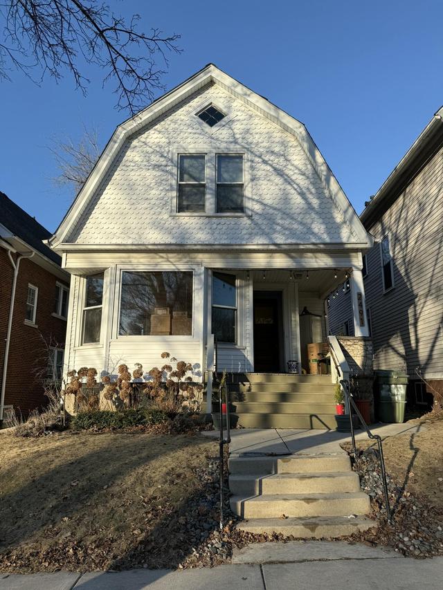 2491 N Maryland Ave, Milwaukee, WI 53211