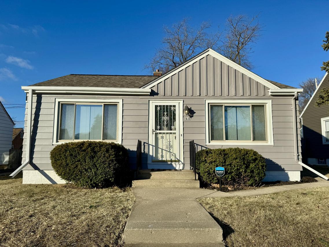 7414 W Burleigh St, Milwaukee, WI 53210