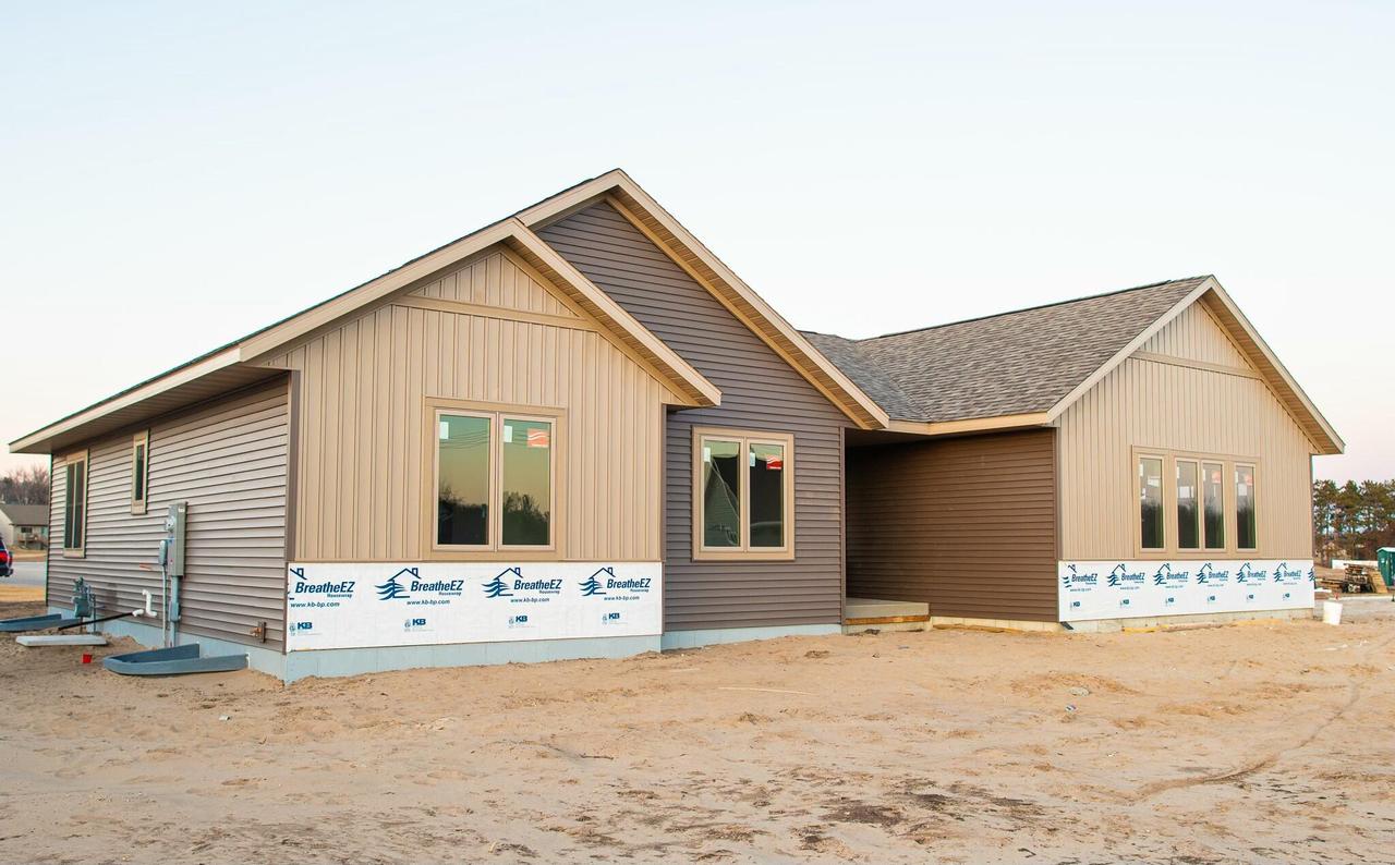 1104 Boldon Ave, Sparta, WI 54656