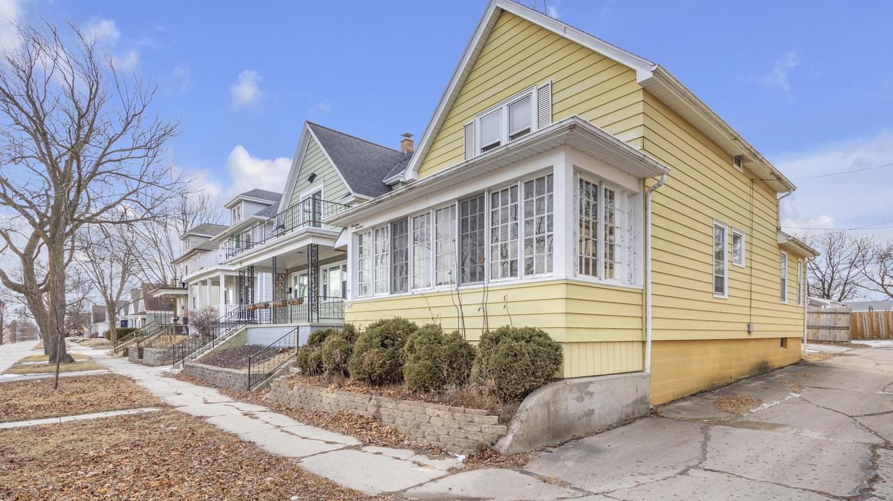 1414 N 17th St, Sheboygan, WI 53081