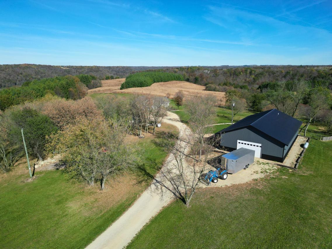 E10480 Mccarty Rd., Kickapoo, WI 54652