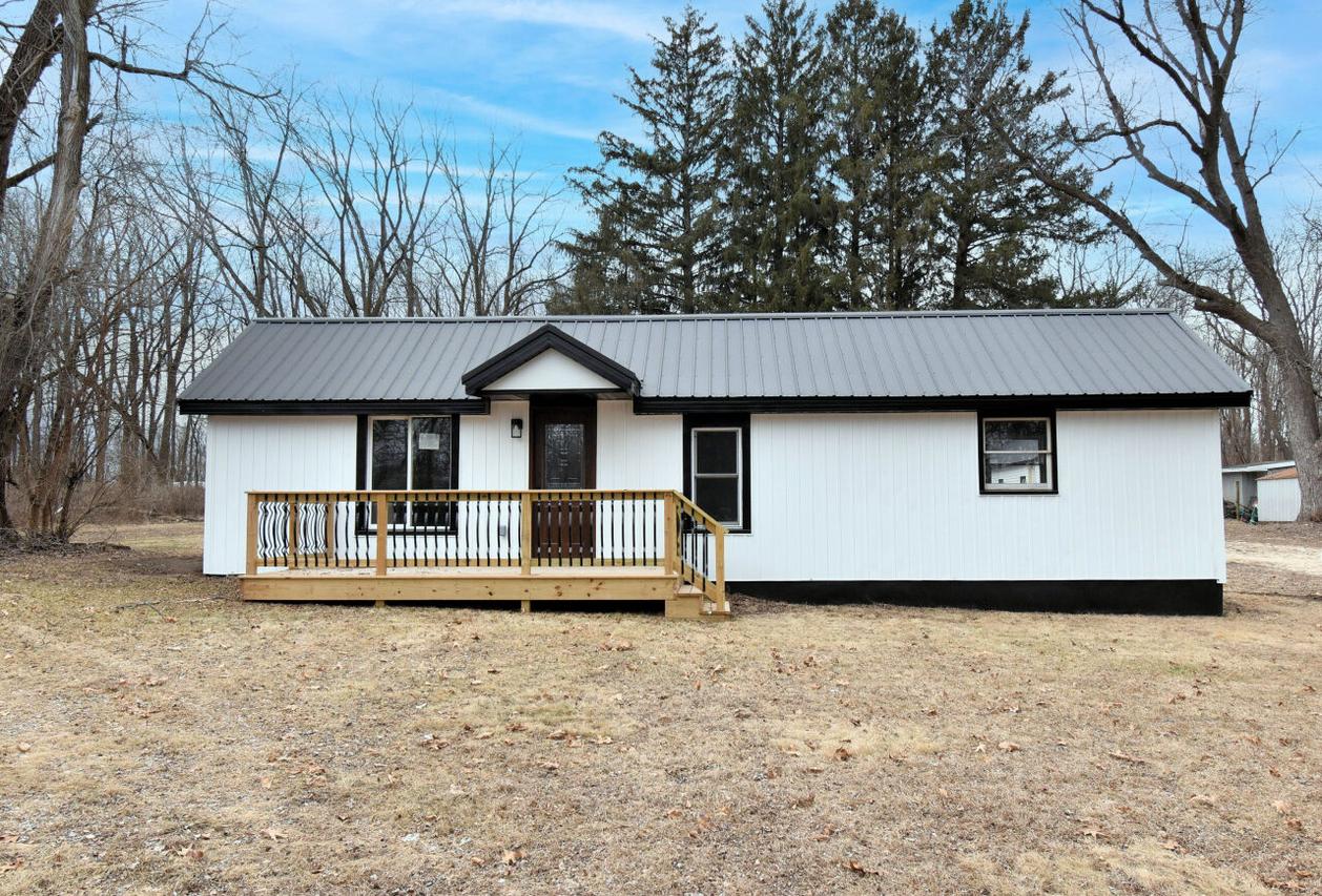 946 Masters St, Beloit, WI 53511