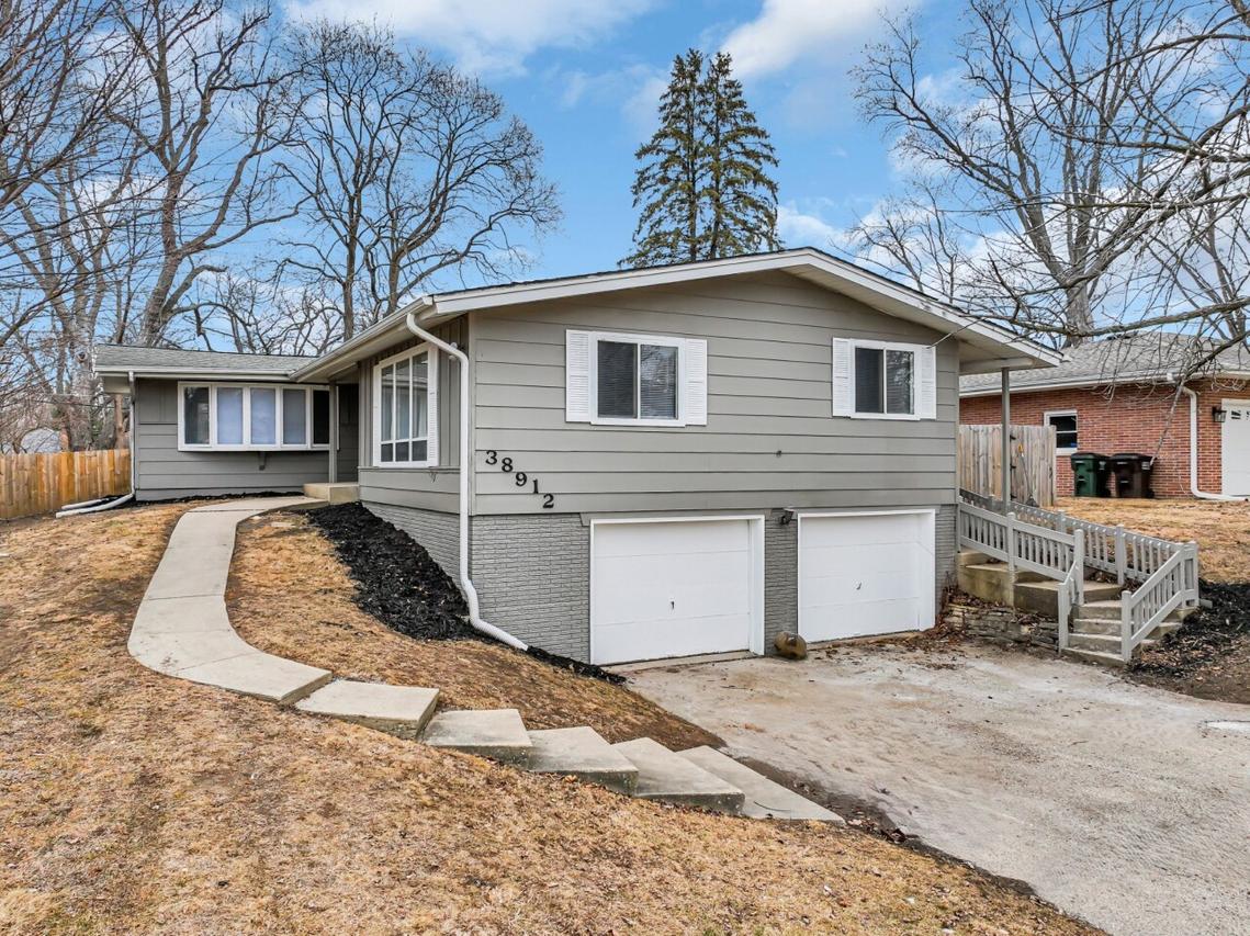 38912 90th Pl, Randall, WI 53105