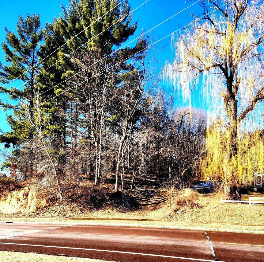 190 Marcou Rd, Onalaska, WI 54650