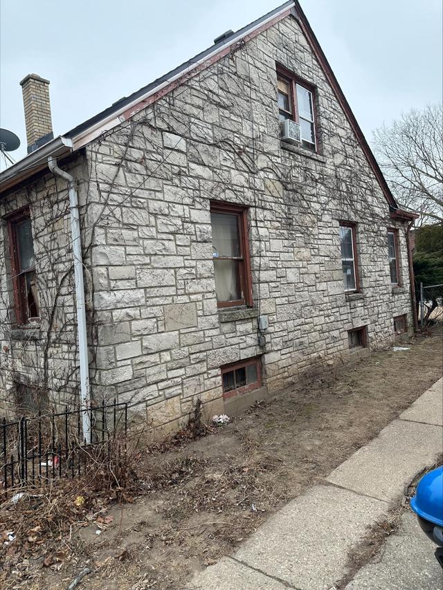 4532 N 26th St, Milwaukee, WI 53209