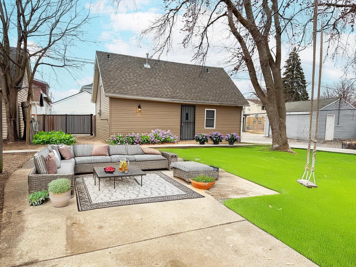 4057 N 48th St, Milwaukee, WI 53216