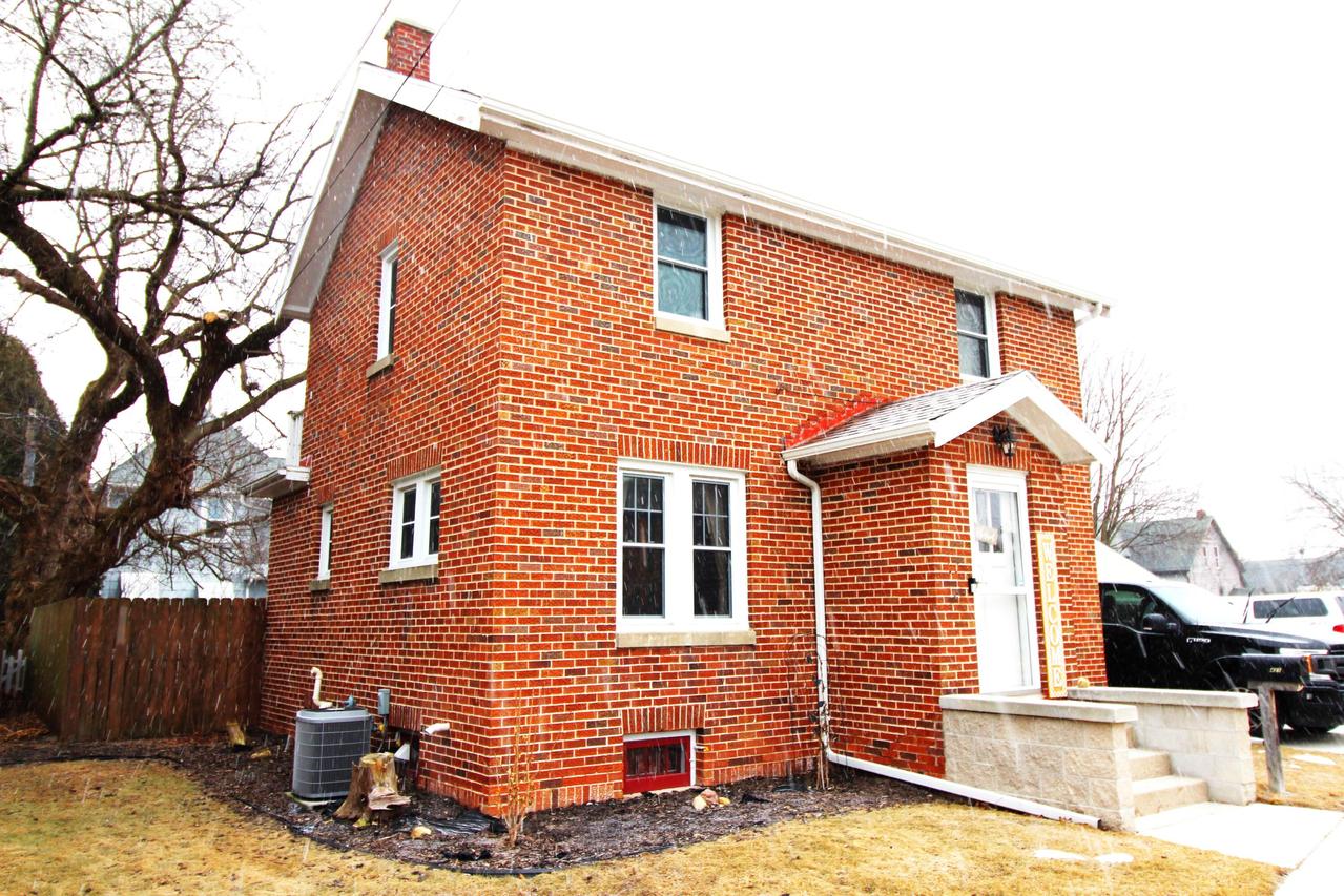 421 Middle St, Plymouth, WI 53073