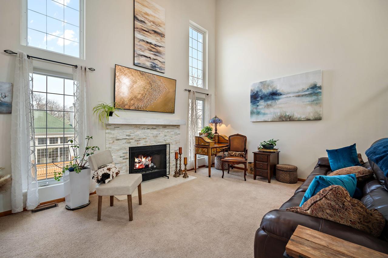 1745 Woodland Dr #12-38, Geneva, WI 53147
