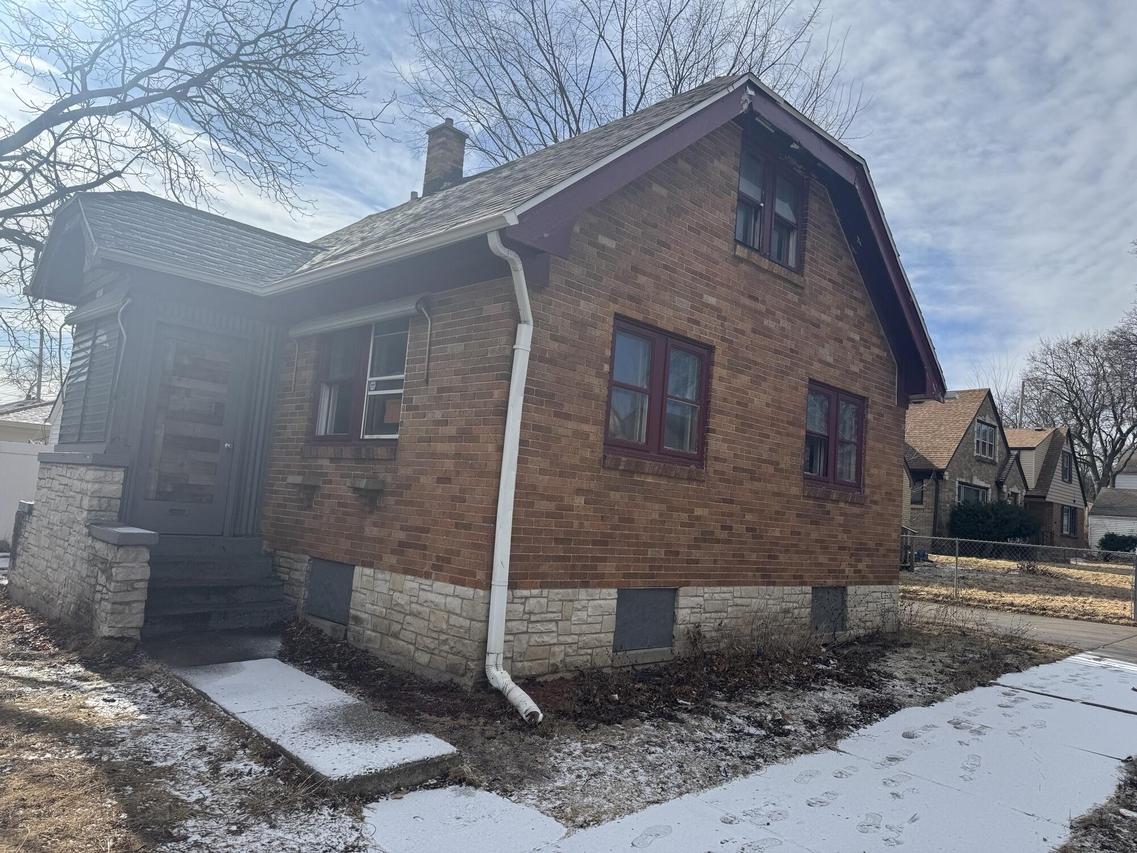 3457 N 46th St, Milwaukee, WI 53216