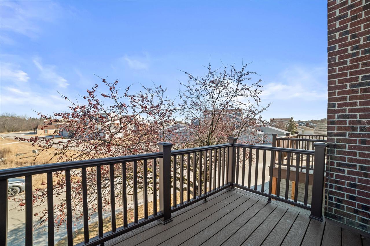 N17W26830 Conservancy Dr #Unit G, Pewaukee, WI 53072