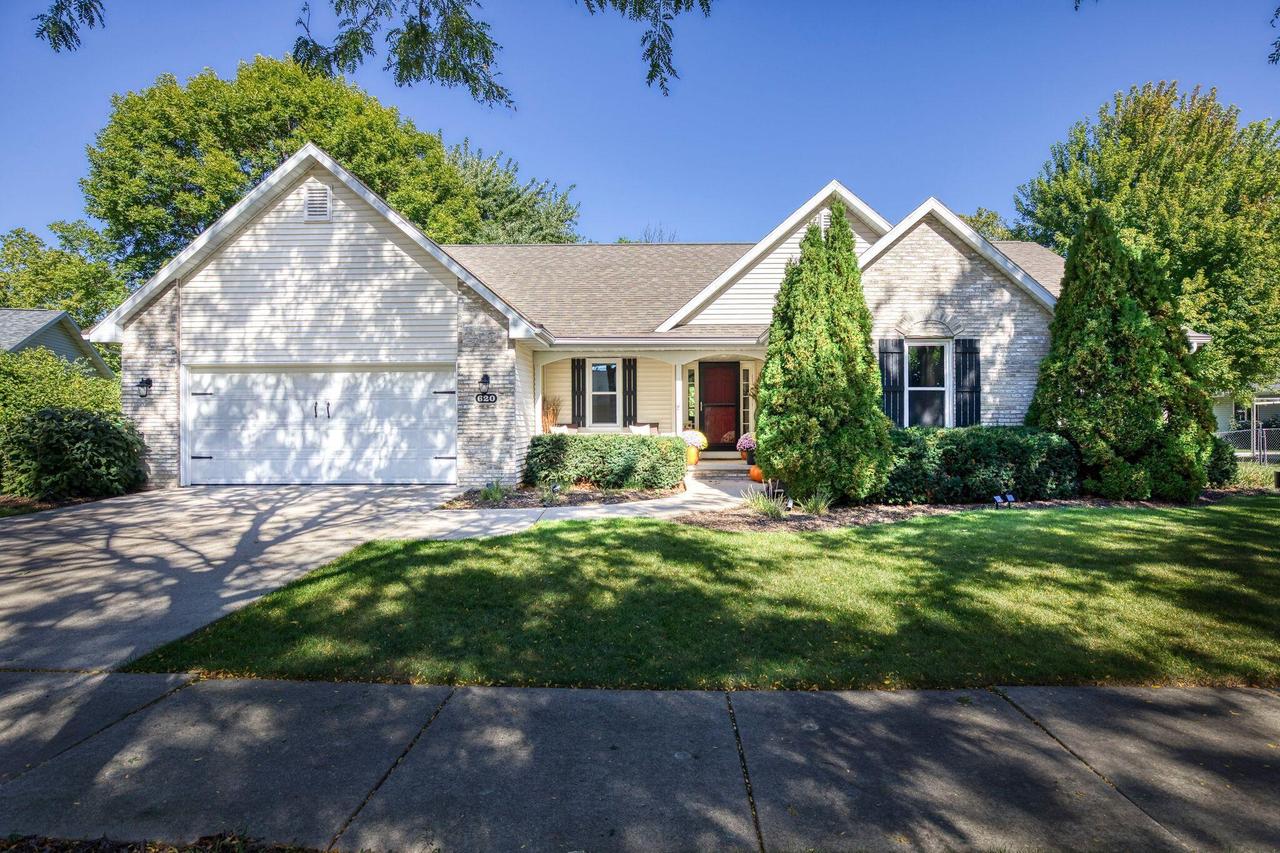 620 Highview Ln, Kimberly, WI 54136