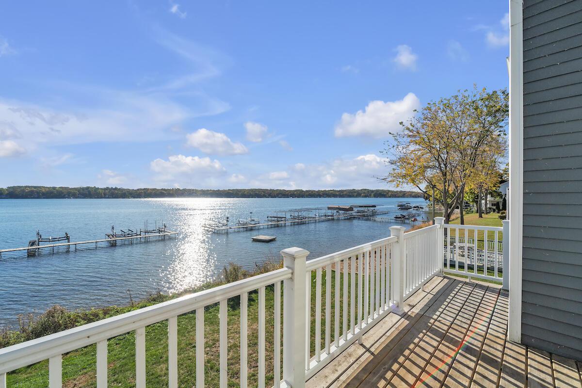 512 Bay View #8, Twin Lakes, WI 53181
