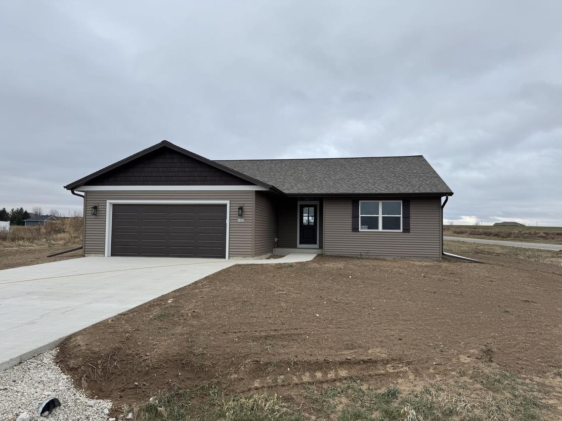 5406 Stonebrook Cir, Sheboygan, WI 53081