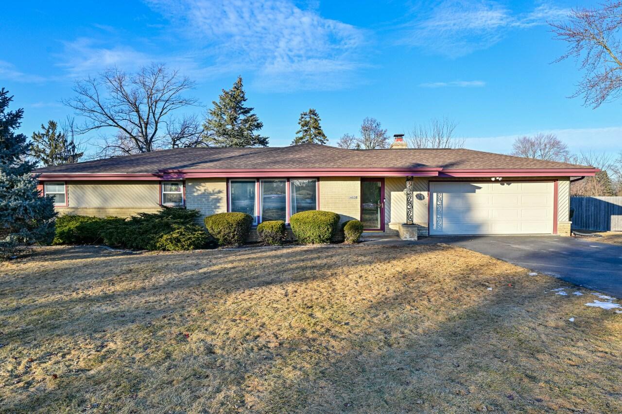 14020 W Dakota St, New Berlin, WI 53151