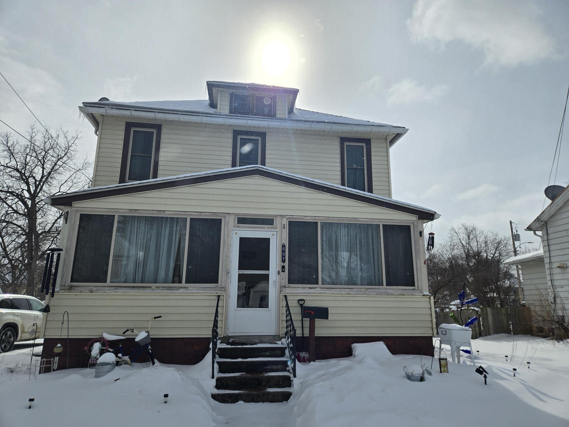 607 Washington St, Edgerton, WI 53534