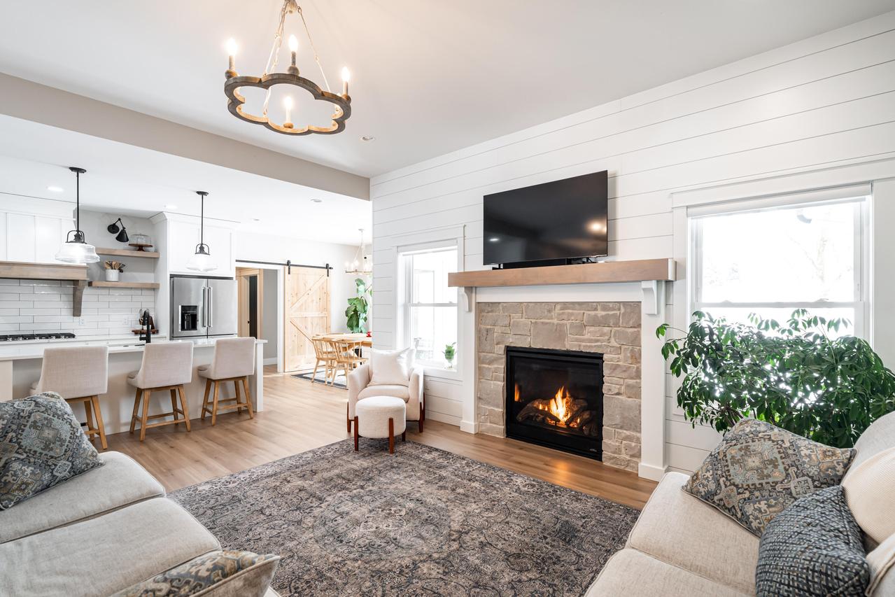4052 E Stone Ridge, Milton, WI 53563