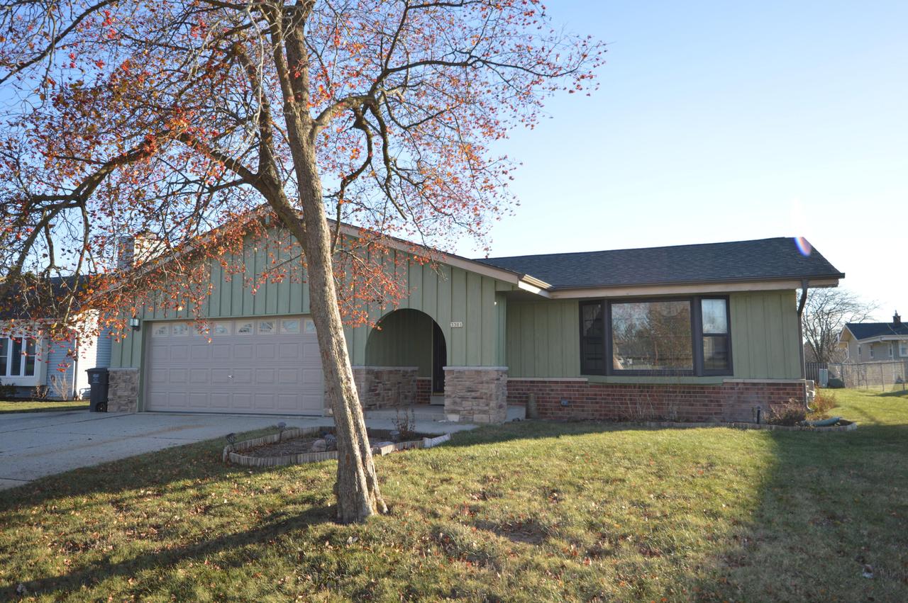 3301 W Bridge St, Greenfield, WI 53221