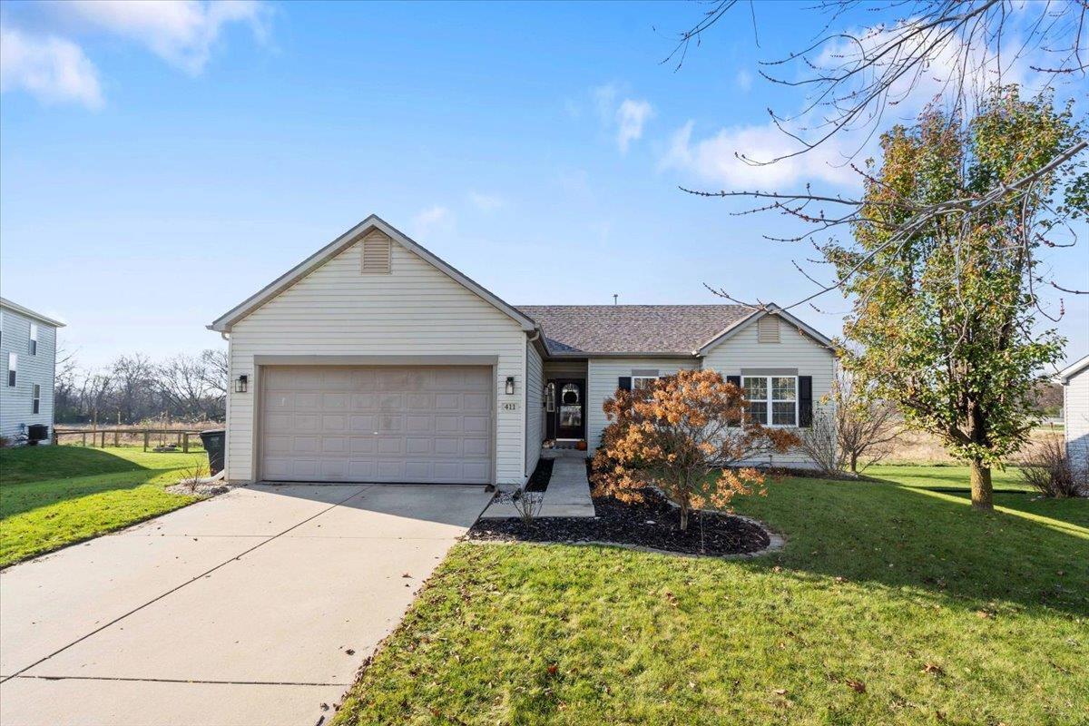 411 Daylily Ct, Lake Mills, WI 53551