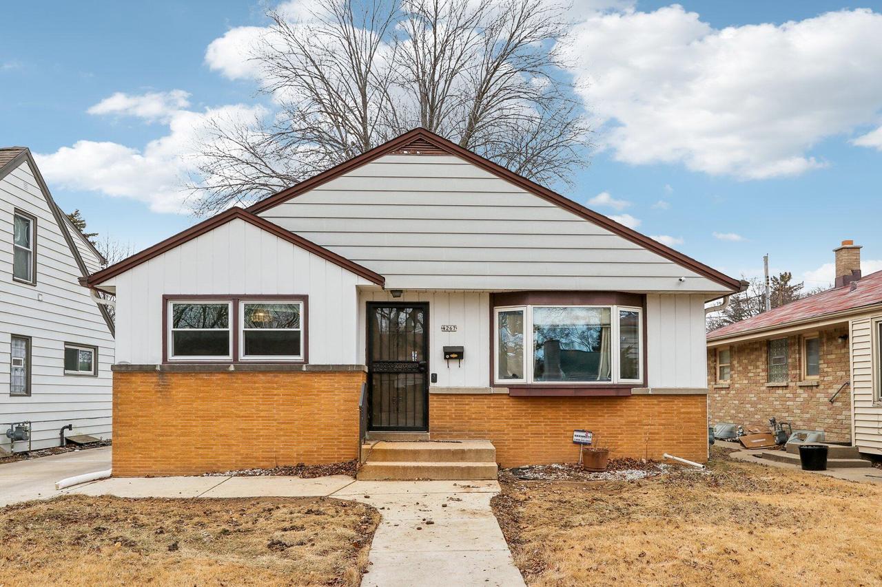 4267 N 88th St, Milwaukee, WI 53222