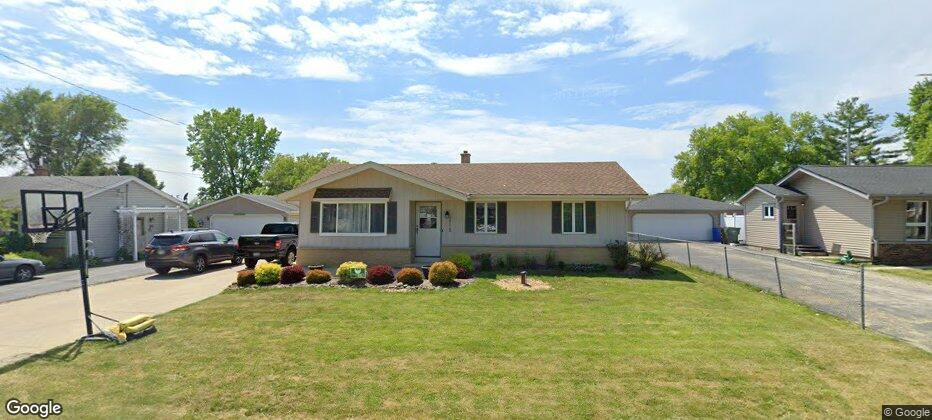 3712 Debby Ln, Caledonia, WI 53126