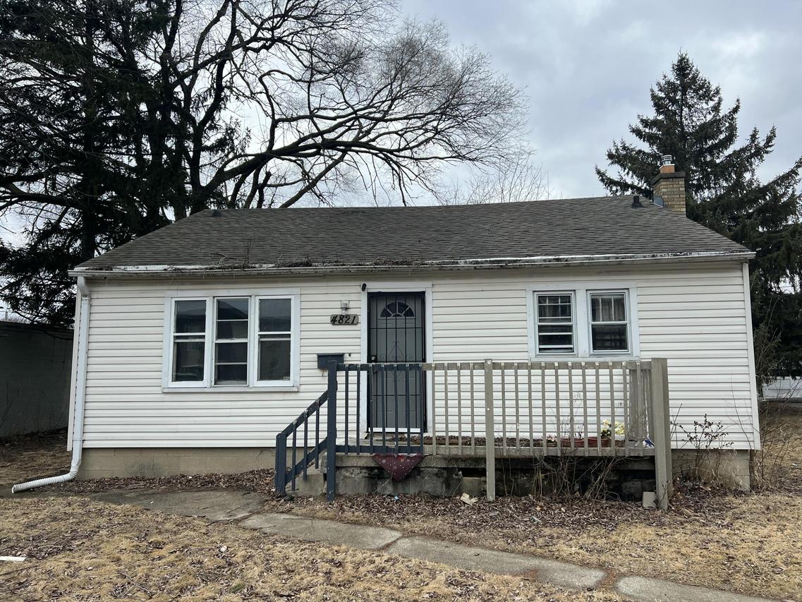 4821 N 58th St, Milwaukee, WI 53218
