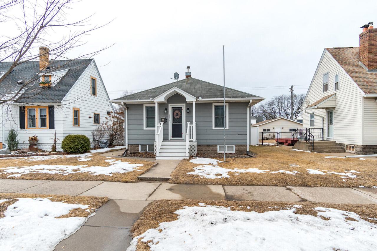 2409 Prospect St, La Crosse, WI 54603